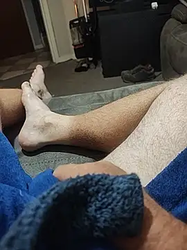 hubbyfun19 online show from August 5, 3:11 am