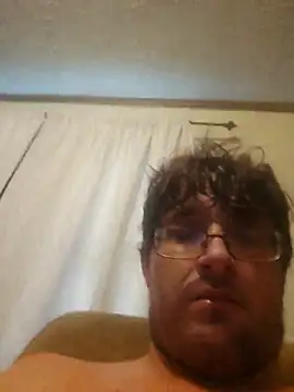 dylanrobberts online show from June 22, 11:31 pm
