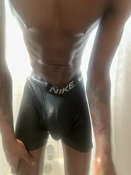 mrmanfrfr online show from May 19, 2:34 pm