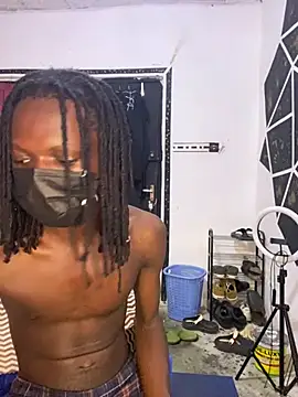 Jaydemasked online show from April 7, 10:48 am