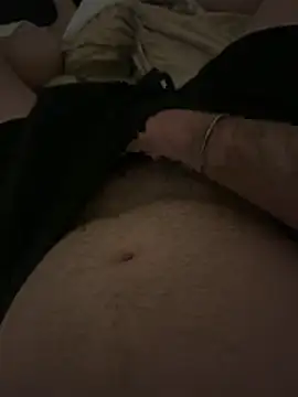 pequejose online show from April 21, 9:15 am