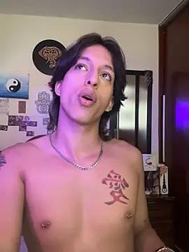 DannyPhantom555 online show from March 4, 5:53 pm