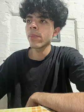 Axel-Mejia online show from May 27, 1:57 am