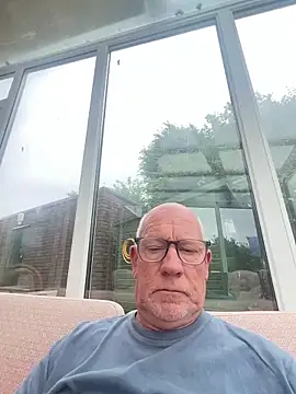 philefc online show from June 12, 10:13 am