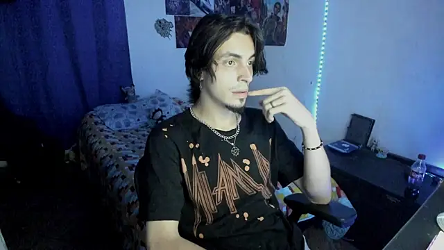 golden ryyan online show from May 27, 2:52 am