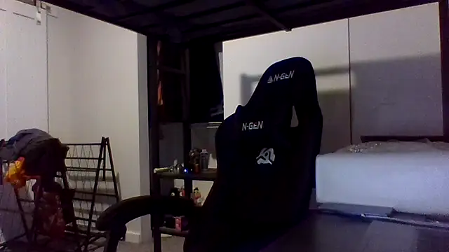 Jbenz420 online show from June 28, 1:33 am
