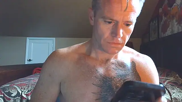 DILFiGuess11 online show from June 27, 1:50 pm