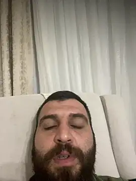 banuemre28 online show from June 23, 7:06 pm