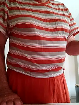 Oldmenhot66 online show from August 1, 4:33 am