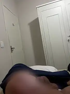 ErickFelipe25 online show from August 4, 1:22 am