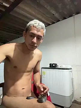 Boy hot- online show from April 15, 9:42 am