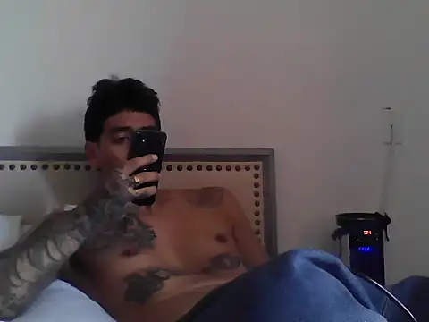 busnfatnutsLildee online show from August 6, 10:27 pm