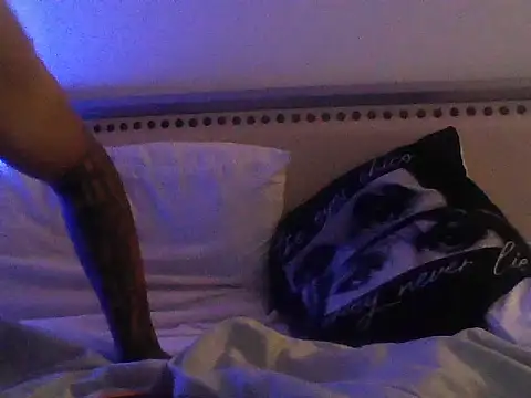 busnfatnutsLildee online show from August 3, 3:05 am