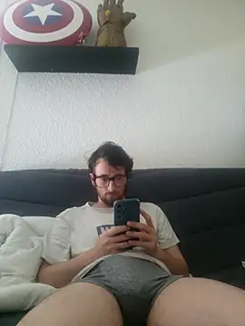 nymphomaniecouple online show from May 11, 9:44 am