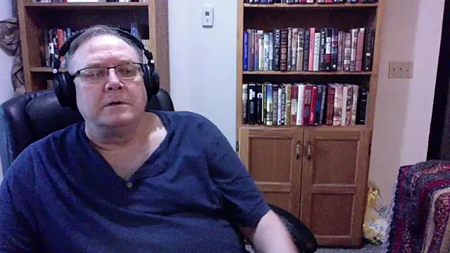 Vinyl22xh online show from July 16, 1:01 am