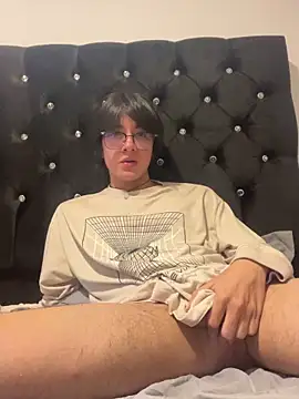 Matti Mendez  online show from May 29, 9:36 pm