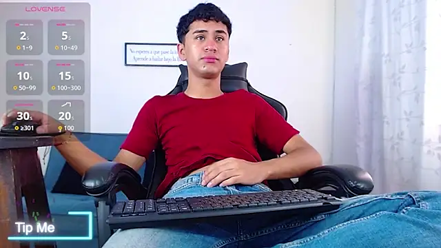 Alancum7 online show from April 8, 1:20 pm