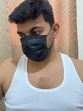 Handsome8677 online show from July 27, 2:46 pm