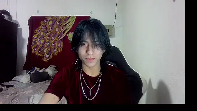 LouisOwOoo online show from February 27, 11:55 am