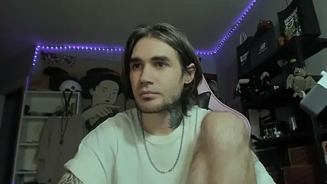 Go V Cs online show from February 18, 9:45 pm