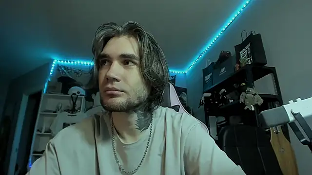 Go V Cs online show from February 8, 3:49 pm