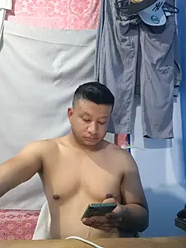themorenofit08 online show from June 12, 12:42 am