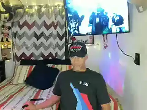 JUANBIGCOCK21CM online show from May 30, 3:06 am