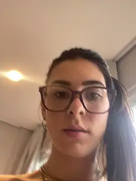 fer-nanda online show from February 1, 9:02 pm