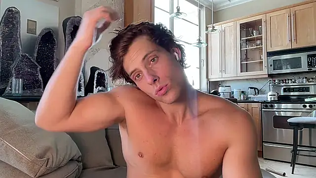 alex islivee online show from July 25, 9:33 pm