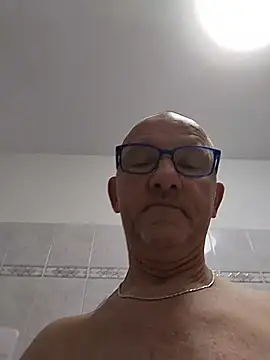 Robyxblu1 online show from July 7, 6:58 am