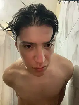 Victor01511 online show from May 7, 7:19 am