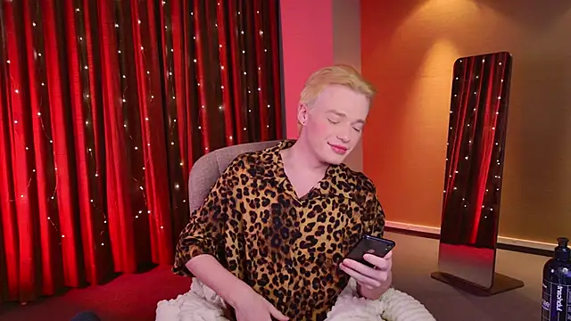 Kristenegor online show from February 3, 9:31 pm