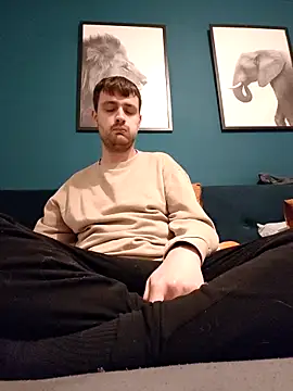 slutguy97 online show from January 7, 8:58 pm