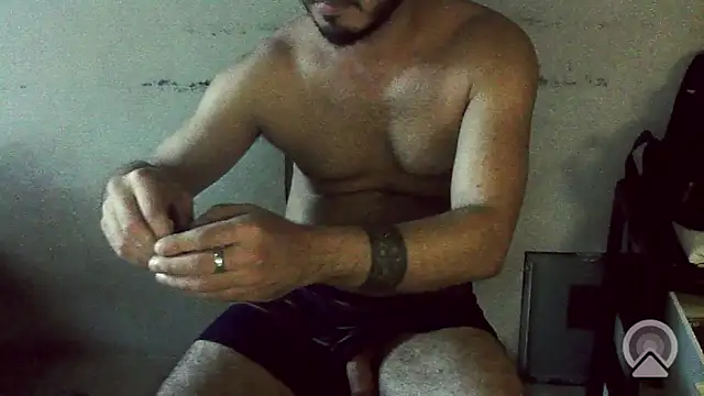 oz22932 online show from May 7, 7:36 pm