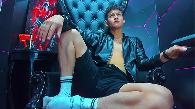 Ethan Waalker online show from March 4, 2:18 am