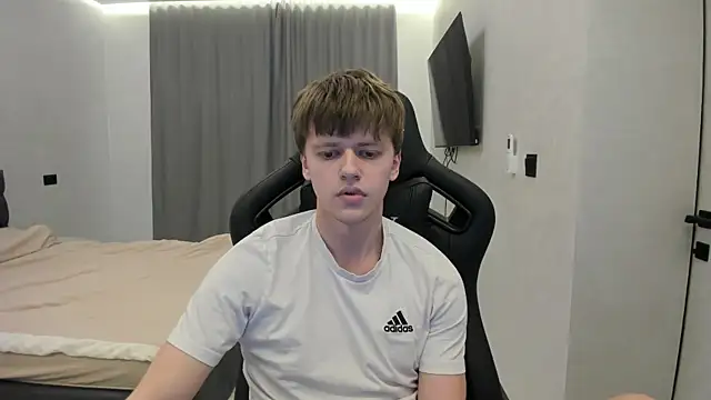 bonekoambalabu online show from April 24, 2:19 pm