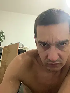 slabyhrac online show from June 8, 7:48 pm
