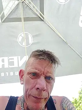 Der Schoene Penis online show from May 27, 11:07 am