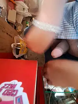 RaiStarrrr0-9 online show from February 13, 11:04 am