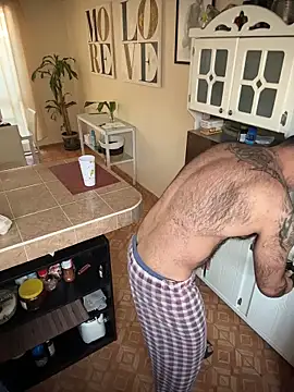 wolfbucker online show from March 27, 1:34 pm