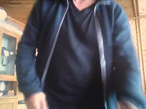 Ivan9iutt online show from April 15, 11:32 am