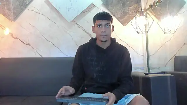ALEX KEITH26 online show from June 12, 11:41 am