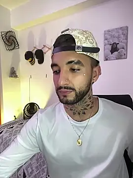 juanlouis pierre online show from January 17, 2:14 am