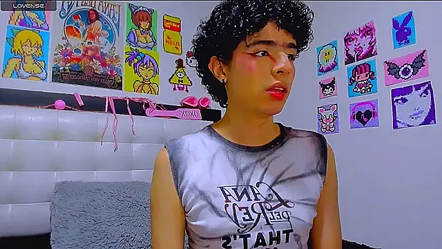 LuanRush  online show from March 22, 3:22 am