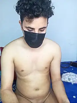 coupl hwaya99 online show from March 15, 9:43 pm