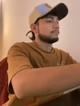 DylanC  online show from June 10, 3:02 pm