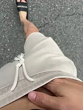 taro taro45 online show from June 27, 8:06 am