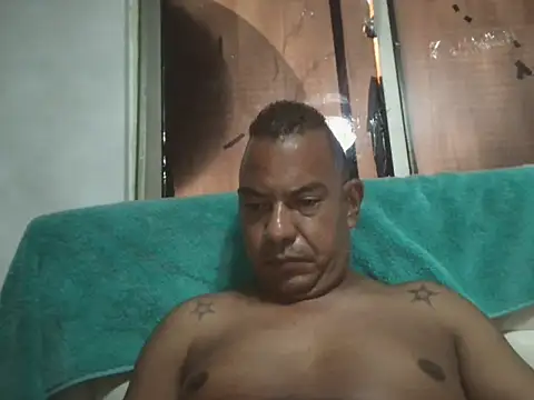 Quillero18 online show from May 20, 8:48 pm