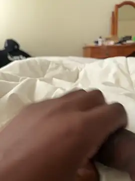 DadieDiq online show from April 11, 5:47 am