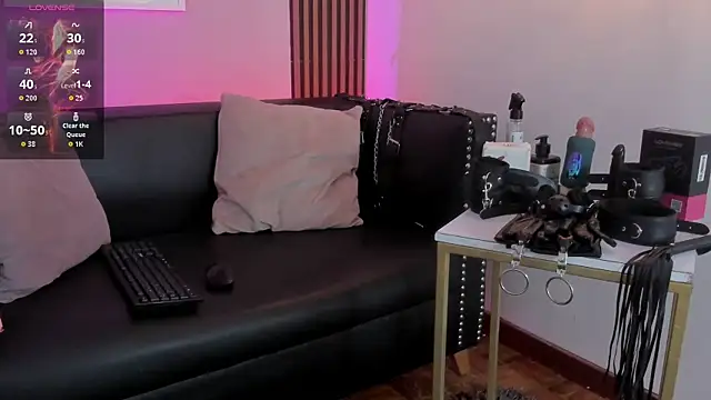 Maximoking26 online show from July 4, 5:10 am